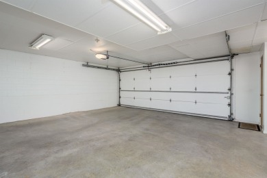 BACK ON THE MARKET (due to buyer financing falling through) on Bookcliff Country Club in Colorado - for sale on GolfHomes.com, golf home, golf lot