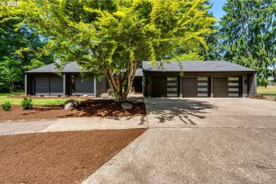 This is it! Your dream single level home with a golf course on  in Oregon - for sale on GolfHomes.com, golf home, golf lot