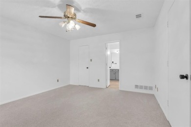 NEWLY PAINTED  NEW CARPET!!! MOVE IN READY!! Welcome to this on Sherrill Park Golf Course in Texas - for sale on GolfHomes.com, golf home, golf lot