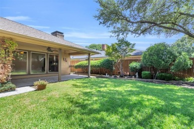 NEWLY PAINTED  NEW CARPET!!! MOVE IN READY!! Welcome to this on Sherrill Park Golf Course in Texas - for sale on GolfHomes.com, golf home, golf lot