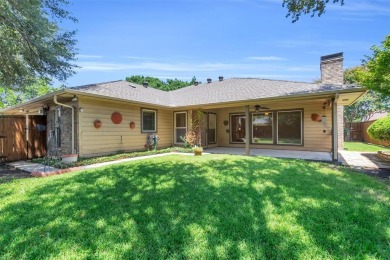 NEWLY PAINTED  NEW CARPET!!! MOVE IN READY!! Welcome to this on Sherrill Park Golf Course in Texas - for sale on GolfHomes.com, golf home, golf lot