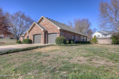 What a transformation on this recent 2024 remodel of a classic on Carthage Municipal Golf Course in Missouri - for sale on GolfHomes.com, golf home, golf lot