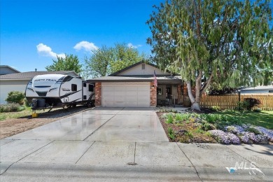 Don't miss this recently renovated, single-story beauty located on Lakeview Golf Club in Idaho - for sale on GolfHomes.com, golf home, golf lot