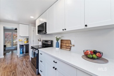 Don't miss this recently renovated, single-story beauty located on Lakeview Golf Club in Idaho - for sale on GolfHomes.com, golf home, golf lot