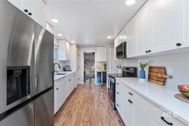 Don't miss this recently renovated, single-story beauty located on Lakeview Golf Club in Idaho - for sale on GolfHomes.com, golf home, golf lot