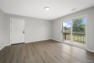 This lovely converted 2 bedroom, 2 bath condo has all you've on Lake Saint Louis Par 3 in Missouri - for sale on GolfHomes.com, golf home, golf lot