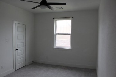 Excellent Value!! Lots of living space, natural lighting-windows on The Golf Club at Resort Eagle Mountain Lake in Texas - for sale on GolfHomes.com, golf home, golf lot
