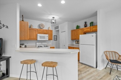 The good life at Carillon Lakes is calling!!!  This vibrant on Carillon Lakes 3 Hole Course in Illinois - for sale on GolfHomes.com, golf home, golf lot