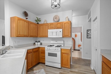 The good life at Carillon Lakes is calling!!!  This vibrant on Carillon Lakes 3 Hole Course in Illinois - for sale on GolfHomes.com, golf home, golf lot
