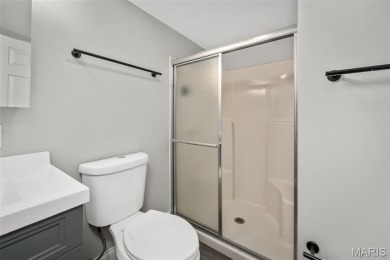 This lovely converted 2 bedroom, 2 bath condo has all you've on Lake Saint Louis Par 3 in Missouri - for sale on GolfHomes.com, golf home, golf lot