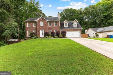Tucked away at the end of a quiet cul-de-sac, this beautiful 3 on Braelinn Golf Club in Georgia - for sale on GolfHomes.com, golf home, golf lot