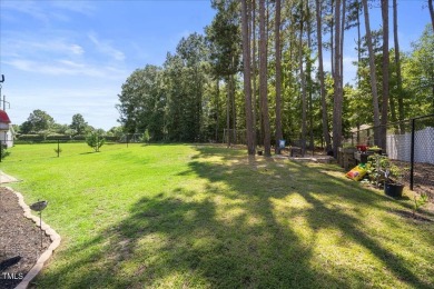 Motivated Seller - Discover the blend of comfort, space, and on The Neuse Golf Club in North Carolina - for sale on GolfHomes.com, golf home, golf lot