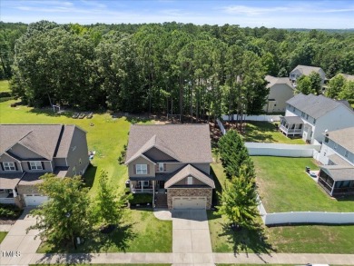 Motivated Seller - Discover the blend of comfort, space, and on The Neuse Golf Club in North Carolina - for sale on GolfHomes.com, golf home, golf lot