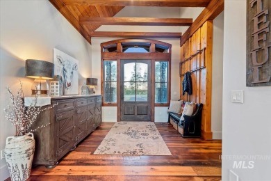 Welcome to this Mountain retreat that offers luxury and comfort on Jug Mountain Ranch Golf Course in Idaho - for sale on GolfHomes.com, golf home, golf lot