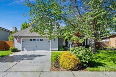 Charming custom-built home in coveted Eagle Rim Estates, just on Eagle Hills Golf Course in Idaho - for sale on GolfHomes.com, golf home, golf lot