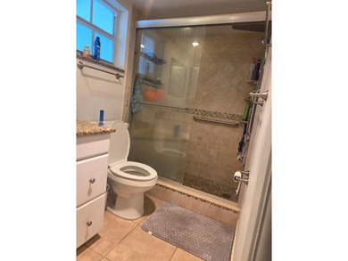 Seldom available, beautiful, and spacious 1 Bedroom/ ! Bathroom on Palm-Aire Country Club and Resort - The Oaks in Florida - for sale on GolfHomes.com, golf home, golf lot