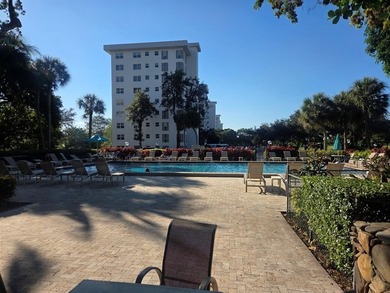 Seldom available, beautiful, and spacious 1 Bedroom/ ! Bathroom on Palm-Aire Country Club and Resort - The Oaks in Florida - for sale on GolfHomes.com, golf home, golf lot