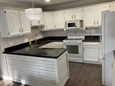 All new UPDATED INTERIOR in this 2-bedroom, 2 bath home with on Cherokee Village North Course in Arkansas - for sale on GolfHomes.com, golf home, golf lot