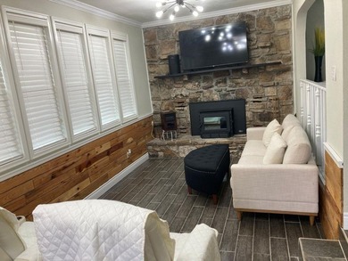 All new UPDATED INTERIOR in this 2-bedroom, 2 bath home with on Cherokee Village North Course in Arkansas - for sale on GolfHomes.com, golf home, golf lot