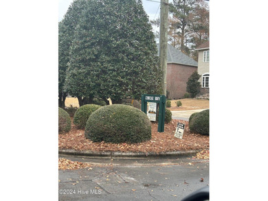 Build your dream home on this .6-acre residential lot located on on New Bern Golf and Country Club in North Carolina - for sale on GolfHomes.com, golf home, golf lot