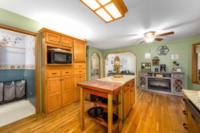 Welcome to 1829 Kendrick Lane - Where Style, Space  Location on Prairie Trails Golf and Country Club in Kansas - for sale on GolfHomes.com, golf home, golf lot