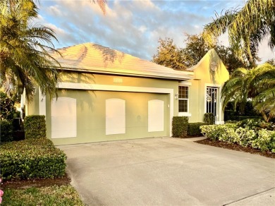 Delightful Oak Harbor Bermudian golf cottage in Vero's premier on Oak Harbor Country Club in Florida - for sale on GolfHomes.com, golf home, golf lot