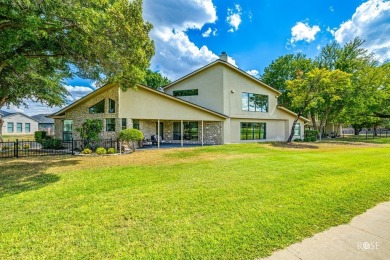 The perfect chic home located right off hole #10 on Bentwood on Bentwood Country Club in Texas - for sale on GolfHomes.com, golf home, golf lot