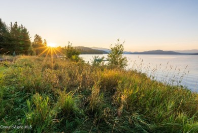 Just moments from Downtown Sandpoint, at the end of the on Sandpoint Elks Golf Course in Idaho - for sale on GolfHomes.com, golf home, golf lot