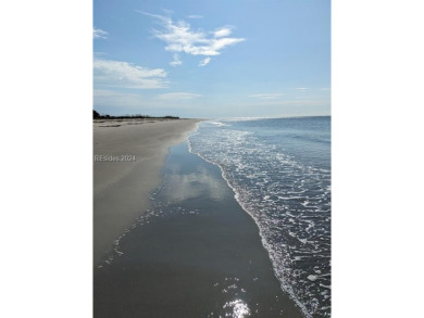 BEAUTIFULLY TREED OCEAN ORIENTED LOT (FOURTH ROW LOT TO BEACH) A on Bloody Point Golf Course and Resort in South Carolina - for sale on GolfHomes.com, golf home, golf lot