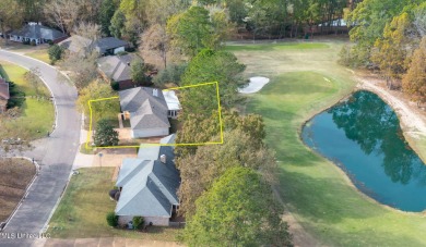PRICE REDUCED! Get ready to enjoy the golf course lifestyle in on Castlewoods Golf Club in Mississippi - for sale on GolfHomes.com, golf home, golf lot