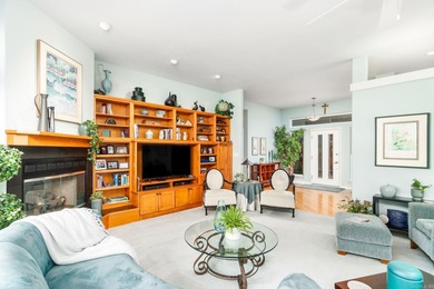 10' & 9' ceilings - sunroom vaulted with trapezoid windows on Cortez Golf Course in Arkansas - for sale on GolfHomes.com, golf home, golf lot