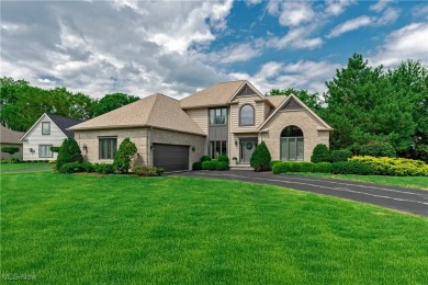 A Golfer's Dream in Barrington Golf & Country Club! Perfectly on Barrington Golf Club in Ohio - for sale on GolfHomes.com, golf home, golf lot