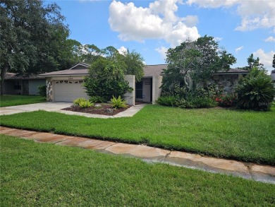 Short Sale. BPO just came back at $520k. No waiting can close on Lansbrook Golf Club in Florida - for sale on GolfHomes.com, golf home, golf lot