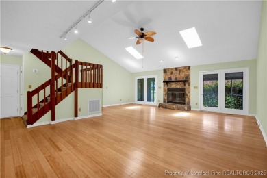 Beautiful 3 bedroom 2.5 bath Townhouse in Gates Four. Great room on Gates Four Golf and Country Club in North Carolina - for sale on GolfHomes.com, golf home, golf lot