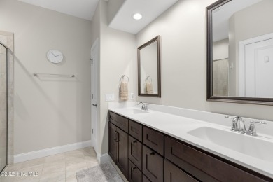 Welcome to this 4 bedroom, 3 full bath Plum Island II townhome on Compass Pointe Golf Course in North Carolina - for sale on GolfHomes.com, golf home, golf lot