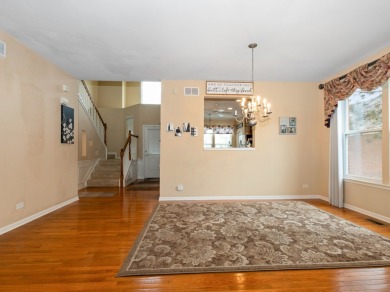 Welcome to your new 2 story home, nestled in the highly on Palos Country Club in Illinois - for sale on GolfHomes.com, golf home, golf lot