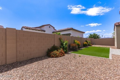 Motivated seller! Lightly lived in home at Sterling Grove Golf & on Sterling Grove Golf & Country Club in Arizona - for sale on GolfHomes.com, golf home, golf lot