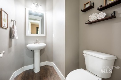 Over 3,000 custom square feet in the Prestigious Carriage Hills on Hunters Point Golf Club in Idaho - for sale on GolfHomes.com, golf home, golf lot