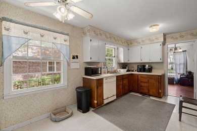 Welcome to this inviting 3-bedroom, 2-bathroom home in an on Golf Club At Wescott Plantation in South Carolina - for sale on GolfHomes.com, golf home, golf lot