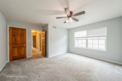 THIS 3 BEDROOM 2.5 BATHROOM TOWNHOME  FEATURES A WELL -THOUGHT on Boughton Ridge Golf Course in Illinois - for sale on GolfHomes.com, golf home, golf lot