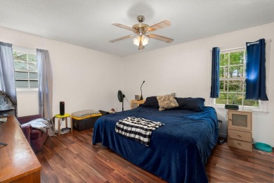 Welcome to this inviting 3-bedroom, 2-bathroom home in an on Golf Club At Wescott Plantation in South Carolina - for sale on GolfHomes.com, golf home, golf lot