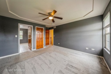 THIS 3 BEDROOM 2.5 BATHROOM TOWNHOME  FEATURES A WELL -THOUGHT on Boughton Ridge Golf Course in Illinois - for sale on GolfHomes.com, golf home, golf lot