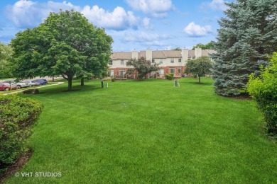 THIS 3 BEDROOM 2.5 BATHROOM TOWNHOME  FEATURES A WELL -THOUGHT on Boughton Ridge Golf Course in Illinois - for sale on GolfHomes.com, golf home, golf lot