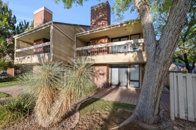 Charming townhouse on the 1st Fairway of Bloomington Country on Bloomington Country Club in Utah - for sale on GolfHomes.com, golf home, golf lot