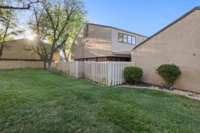 Charming townhouse on the 1st Fairway of Bloomington Country on Bloomington Country Club in Utah - for sale on GolfHomes.com, golf home, golf lot