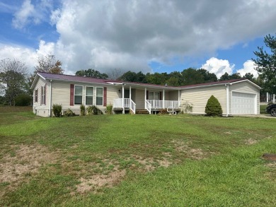 Easy living at its finest! This very spacious ranch home boasts on Fair Greens Country Club in Ohio - for sale on GolfHomes.com, golf home, golf lot