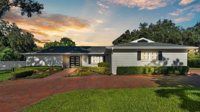 This stunningly remodeled 4/3 pool home in the highly on Lone Palm Golf Club in Florida - for sale on GolfHomes.com, golf home, golf lot