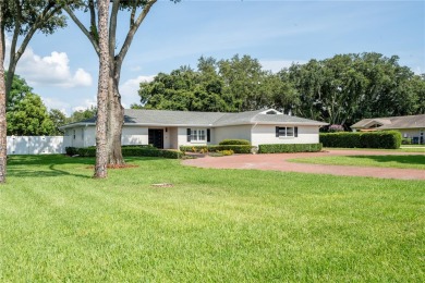 This stunningly remodeled 4/3 pool home in the highly on Lone Palm Golf Club in Florida - for sale on GolfHomes.com, golf home, golf lot