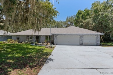 Well-Maintained Golf Course Home - No HOA - Fully Furnished! on Point O Woods Golf Club in Florida - for sale on GolfHomes.com, golf home, golf lot
