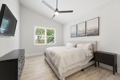 Natural Beauty! Corner lot - This 3/2/2 split plan is ready for on Ironhorse Country Club in Florida - for sale on GolfHomes.com, golf home, golf lot